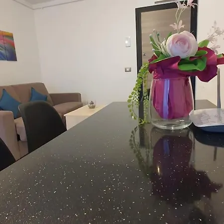 Апартаменты Alezzy Apartament Prima Linie La Mare