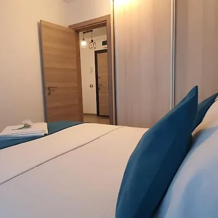 Alezzy Apartament Prima Linie La Mare *