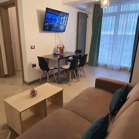 Alezzy Apartament Prima Linie La Mare *